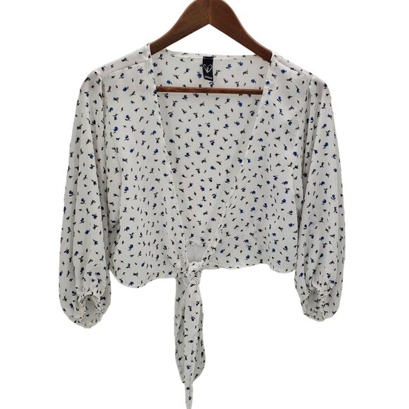 Windsor Sheer Tie Front Blouse M White Blue Floral Crop Top Boho Festival - Picture 3 of 14